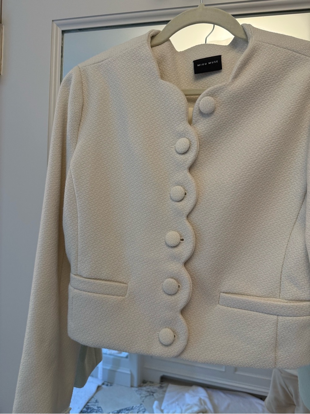 Women's Cream Scalloped Button Jacket